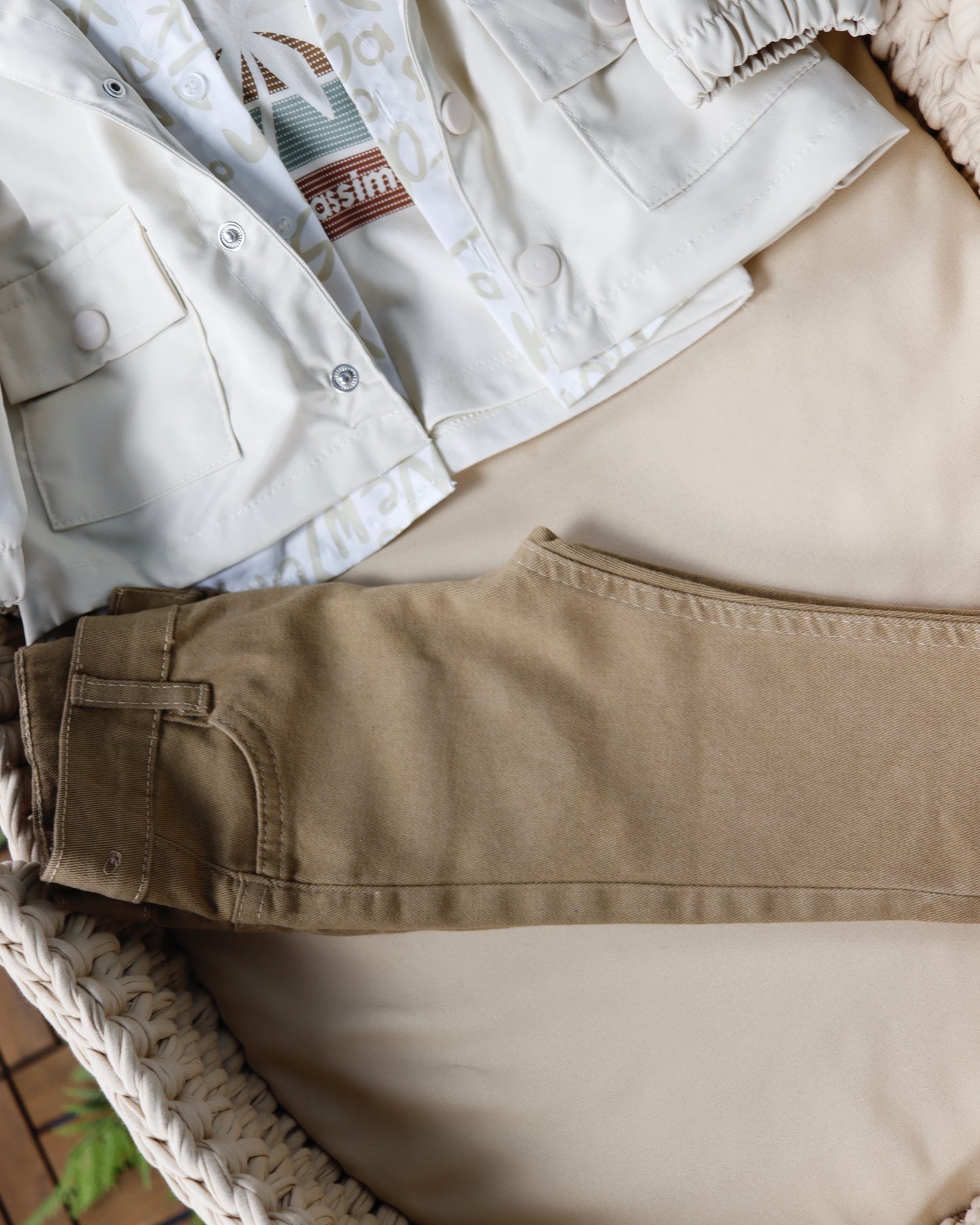 طقم بيبي ٤ قطع ٦-٣٦ شهر