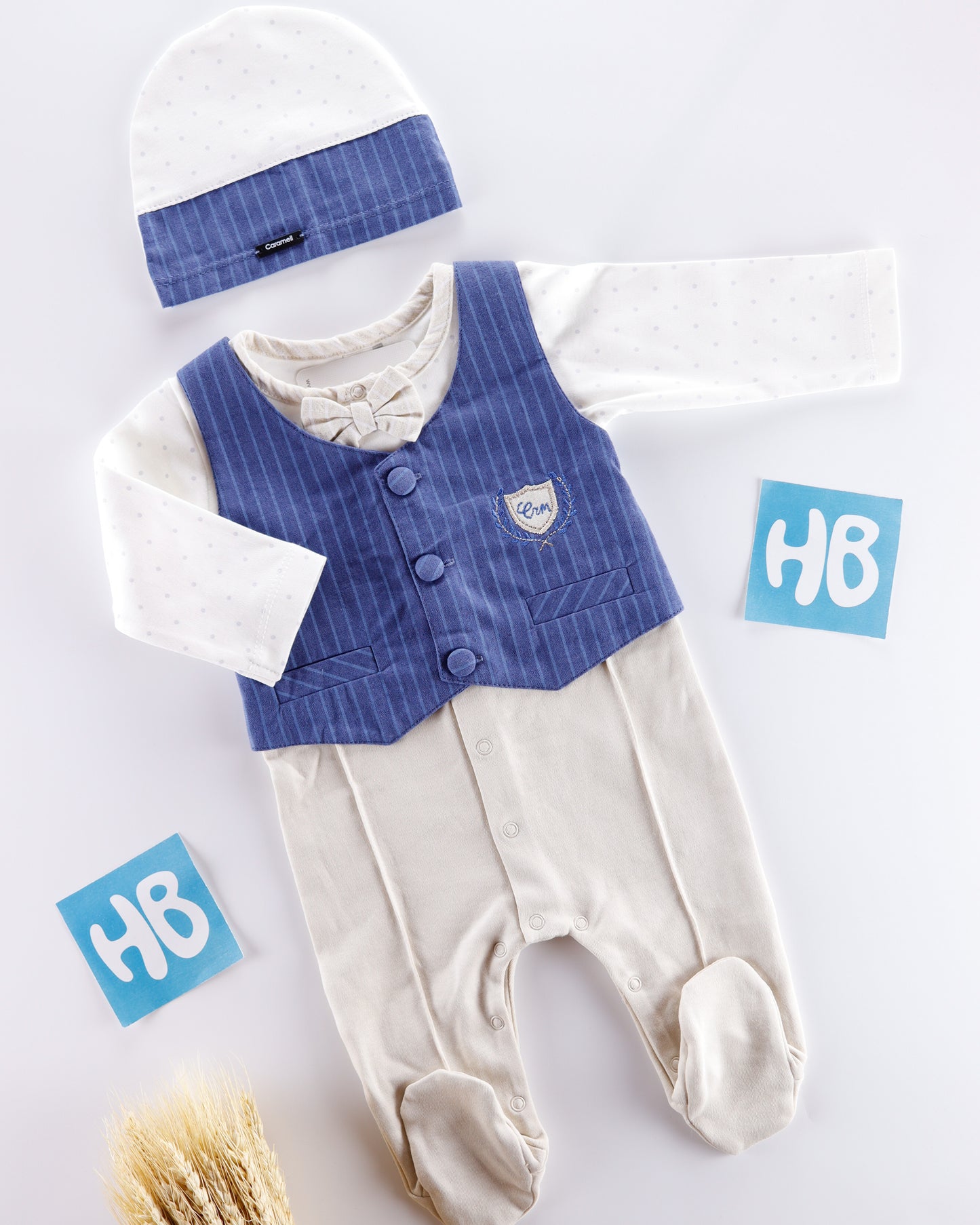 طقم افرهول بيبي مع طاقيه - جنتل مان 💙